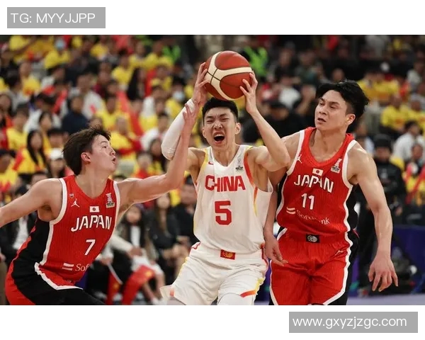 中国男篮迎战日本队激战正酣力争晋级亚洲杯四强决战将成焦点