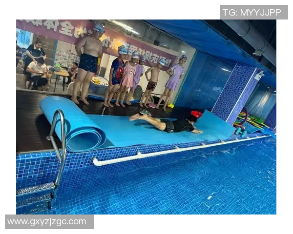 提升仰泳技术的全方位训练方法与技巧解析，助力游泳水平飞跃